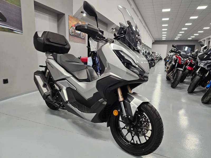 Honda X-ADV 350ie, ABS-TCS, 11.2022г., снимка 1 - Мотоциклети и мототехника - 49205018