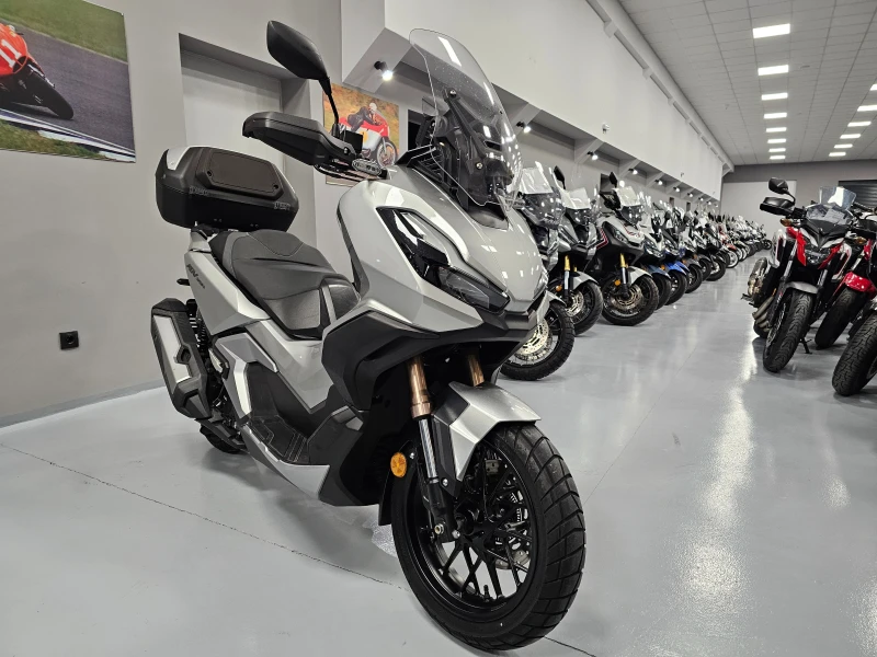 Honda X-ADV 350ie, ABS-TCS, 11.2022г., снимка 13 - Мотоциклети и мототехника - 49205018