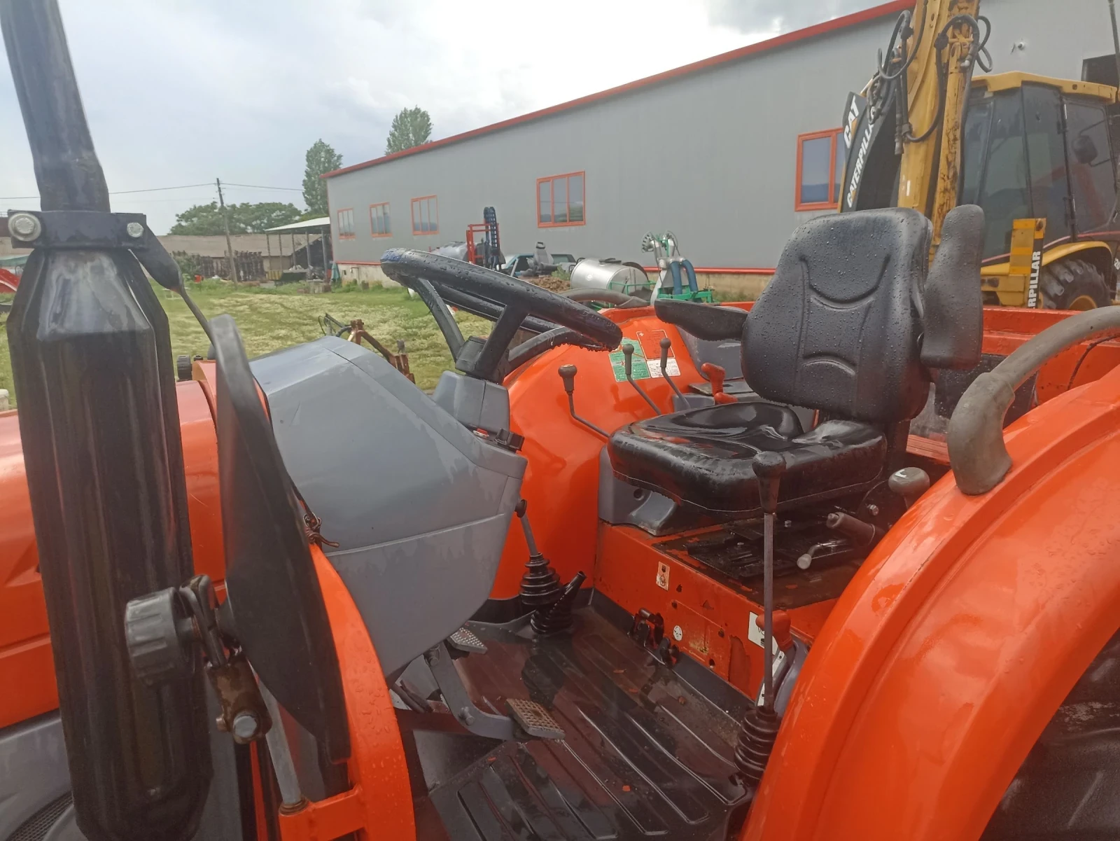Трактор Kioti DK 551, снимка 8 - Селскостопанска техника - 54811785