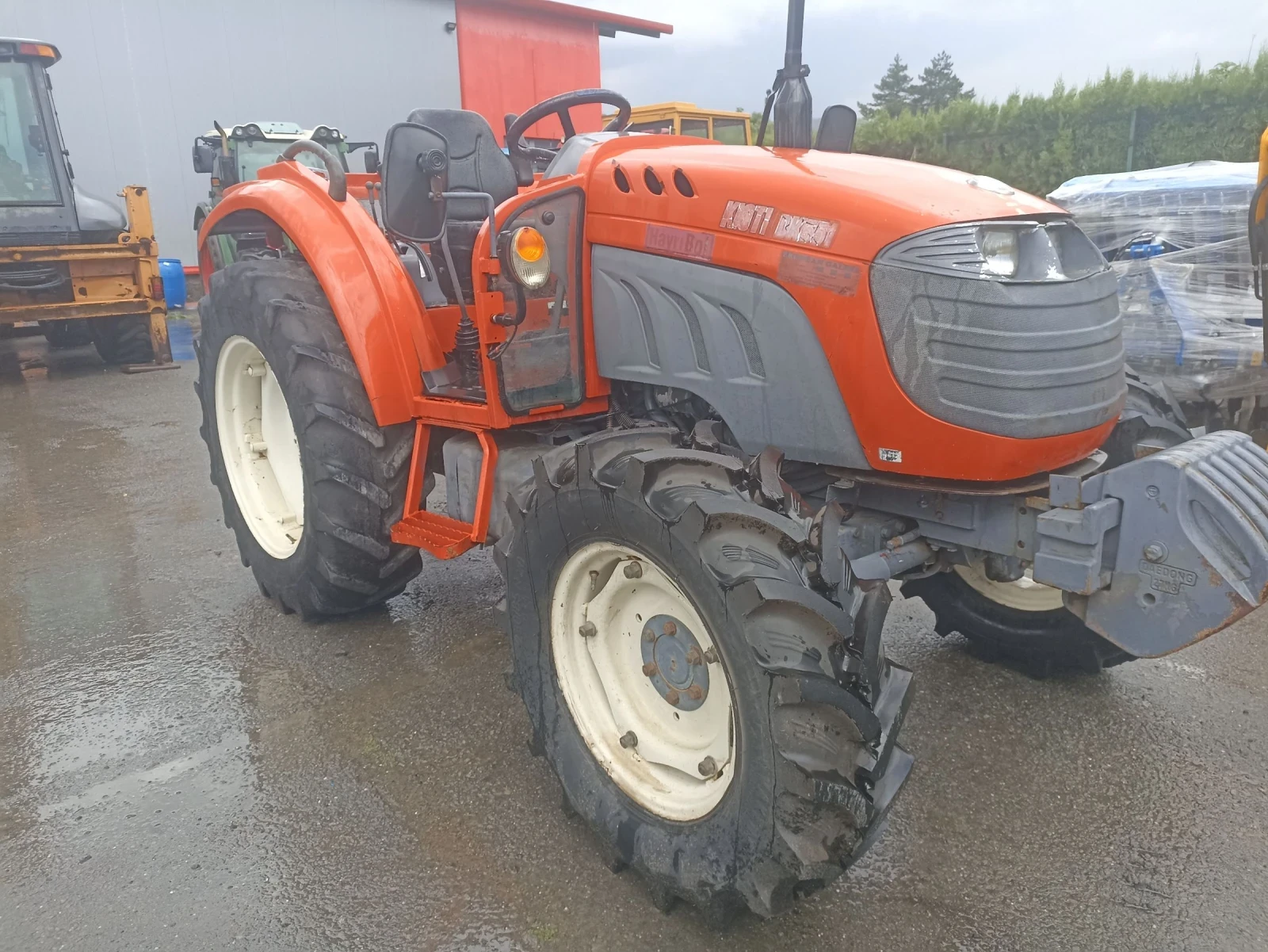 Трактор Kioti DK 551
