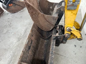 Багер Komatsu PC 35 MR, снимка 6