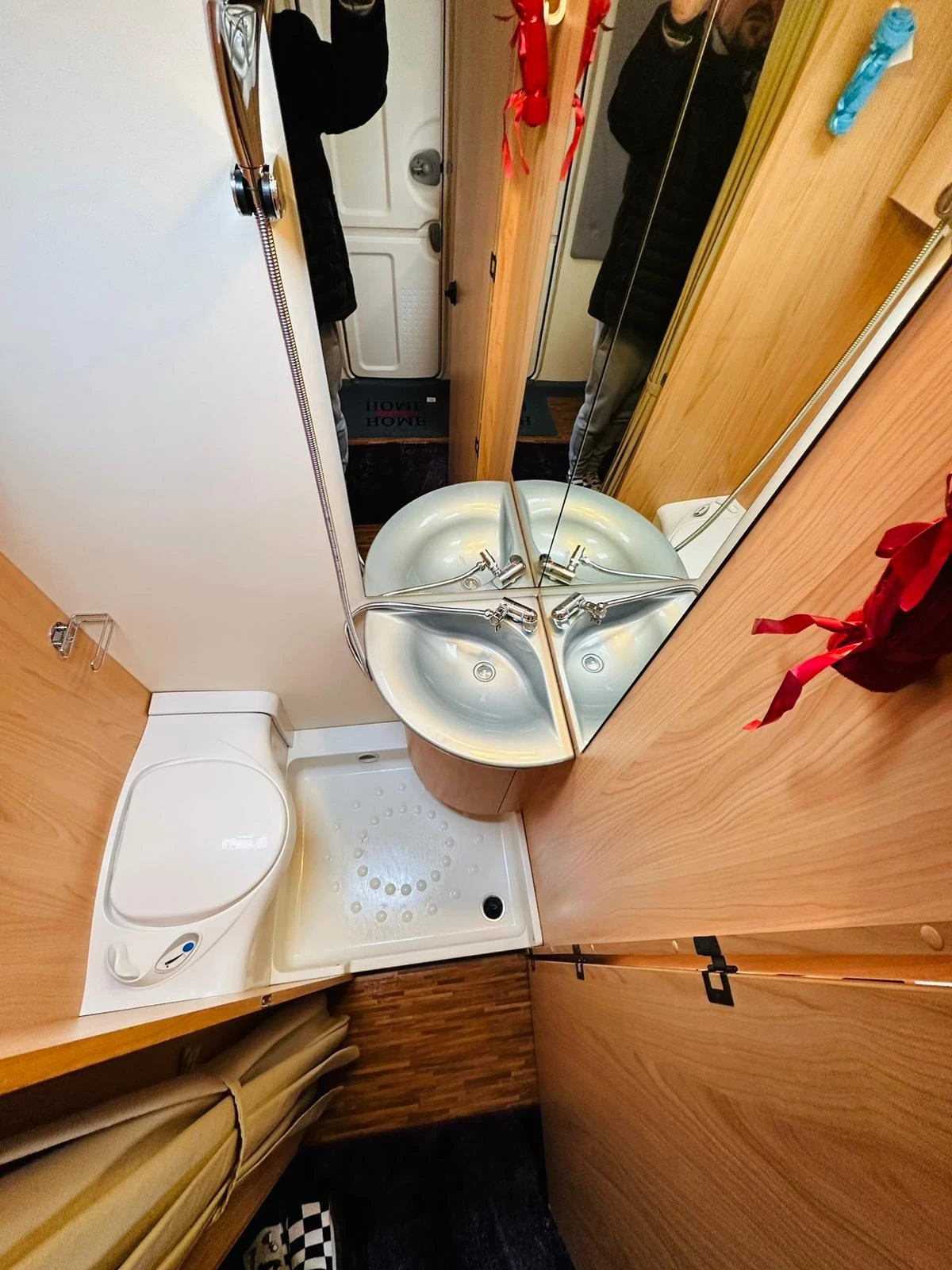 �������� Burstner Premio 480 TK  | Mobile.bg � ����������� 16