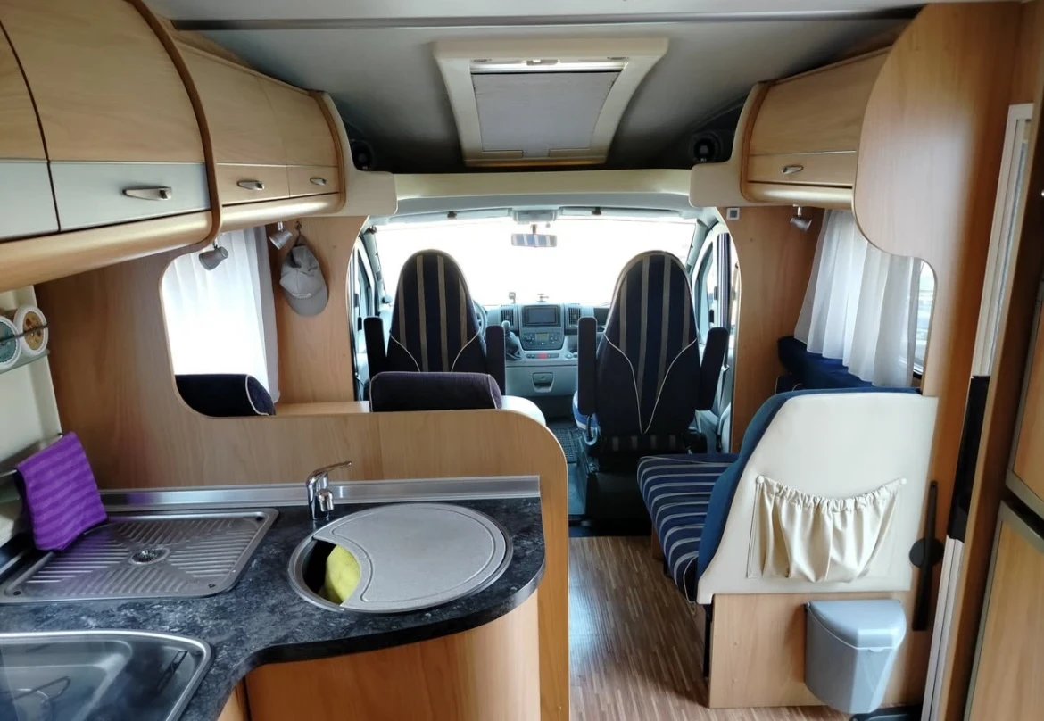 Кемпер Fiat Ducato Burstner - изображение 10