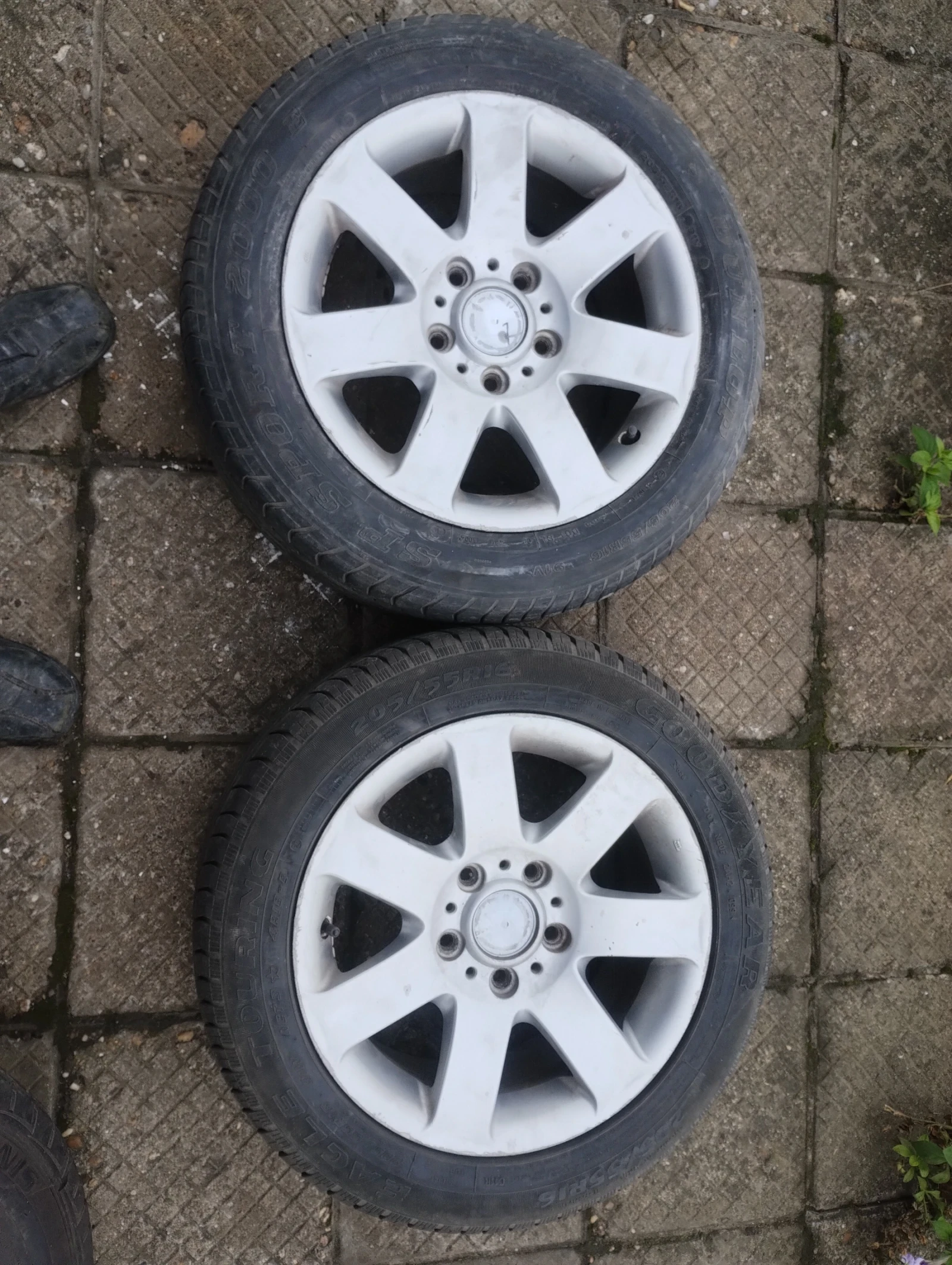 Гуми с джанти 205/55R16