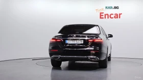 Mercedes-Benz E 300 4MATIC EXCLUSIVE* КОЖА* ПАНО* ОБДУХВ* 360, снимка 4