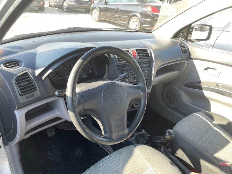 Kia Picanto 1.1 klima 137000 km, снимка 10 - Автомобили и джипове - 44444468