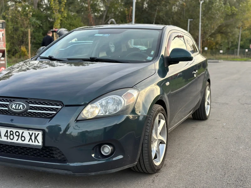 Kia Ceed Газ/Бензин, снимка 13 - Автомобили и джипове - 47584644