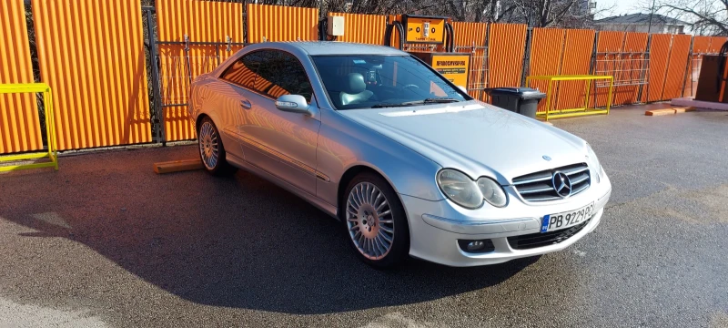 Mercedes-Benz CLK, снимка 1 - Автомобили и джипове - 48577245