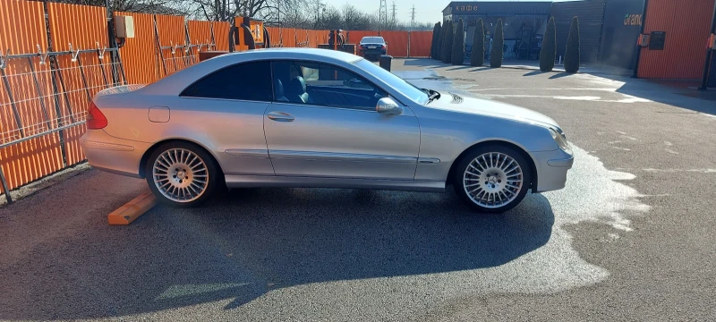 Mercedes-Benz CLK, снимка 4 - Автомобили и джипове - 48577245