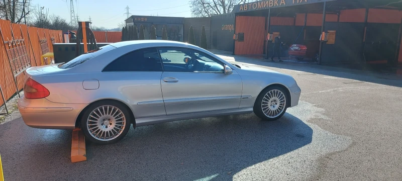 Mercedes-Benz CLK, снимка 5 - Автомобили и джипове - 48577245