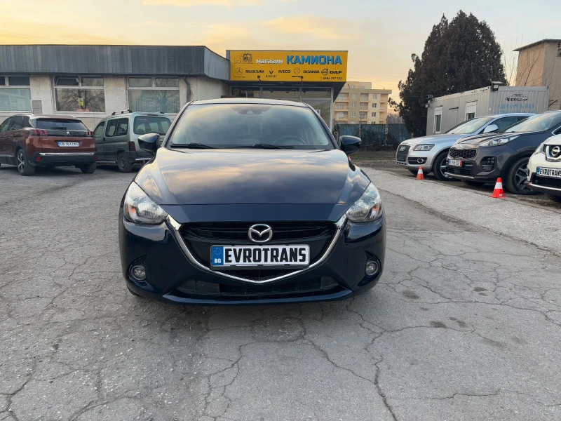 Mazda 2 1, 5  i 90 k.c. Skyactiv  Navi , снимка 1 - Автомобили и джипове - 48869556