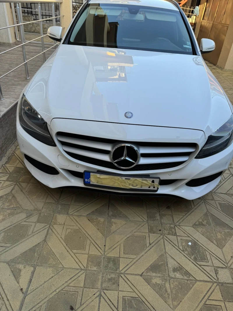 Mercedes-Benz C 200, снимка 2 - Автомобили и джипове - 49497914