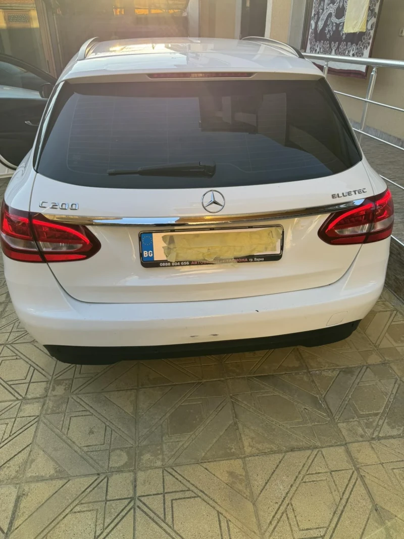 Mercedes-Benz C 200, снимка 15 - Автомобили и джипове - 49497914