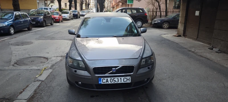 Volvo S40 S40 II 2.0 D, снимка 1 - Автомобили и джипове - 49515697