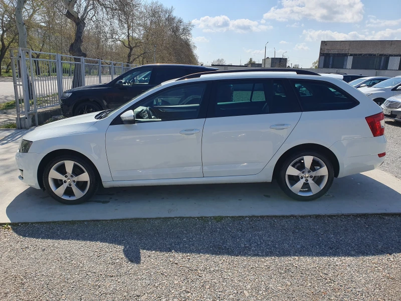 Skoda Octavia 1.6/110KS, снимка 4 - Автомобили и джипове - 49810152