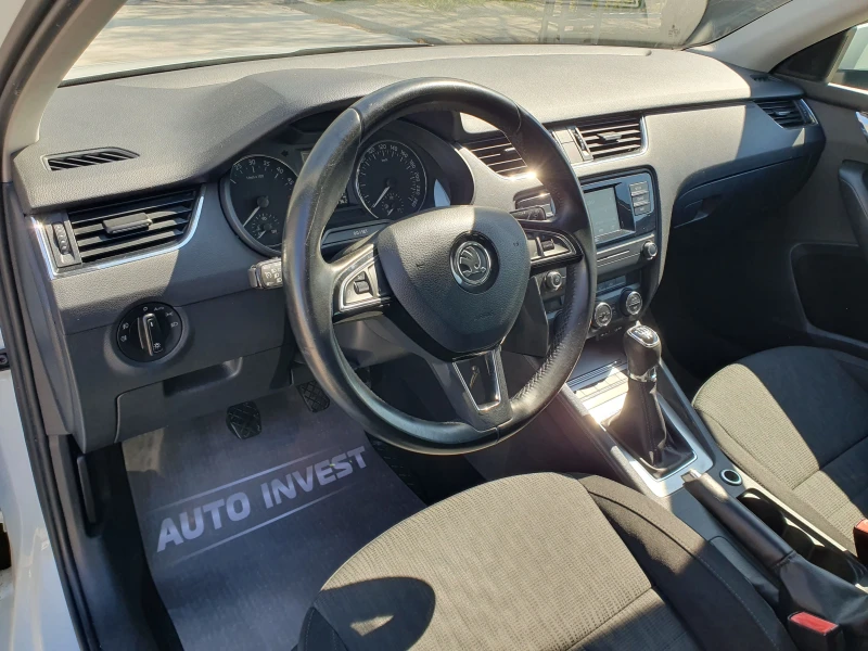 Skoda Octavia 1.6/110KS, снимка 10 - Автомобили и джипове - 49810152