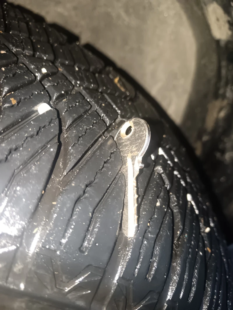 Toyota Verso 2000 D4D 126k.c 6+ 1, снимка 7 - Автомобили и джипове - 50393663