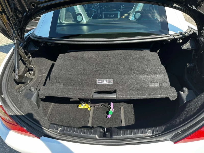 Mercedes-Benz SLK AMG, снимка 10 - Автомобили и джипове - 51827346