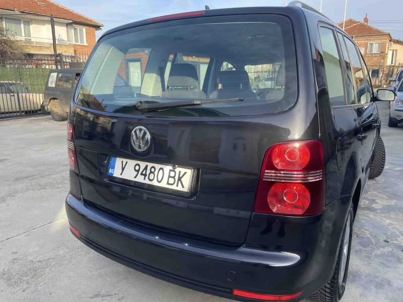 VW Touran Ван, снимка 3 - Автомобили и джипове - 52654491