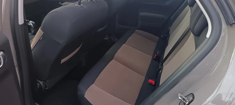Citroen C4 Cactus 1.6HDI * EURO6 * ОБСЛУЖЕН , снимка 12 - Автомобили и джипове - 52755594