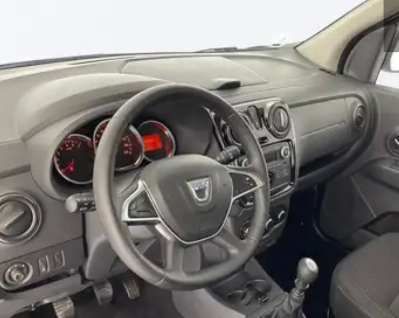 Dacia Lodgy, снимка 2 - Автомобили и джипове - 40653237