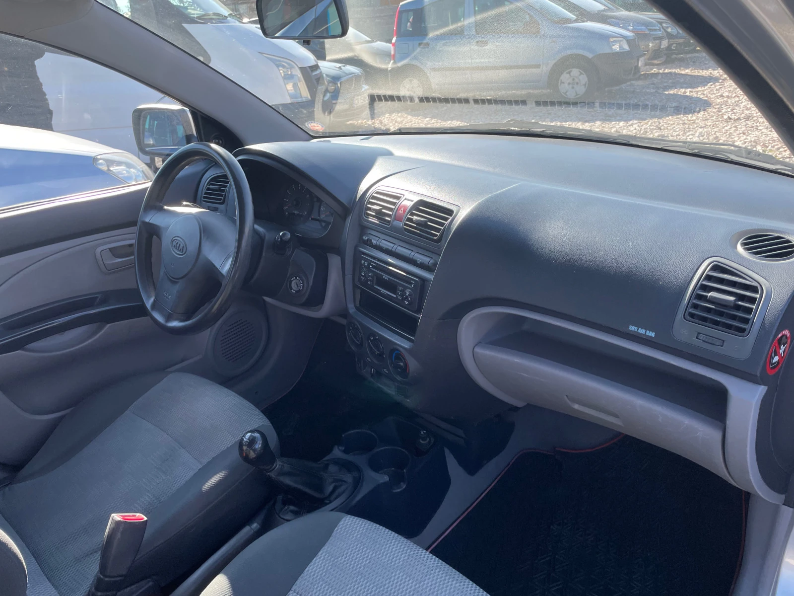 Kia Picanto 1.1 klima 137000 km - изображение 8