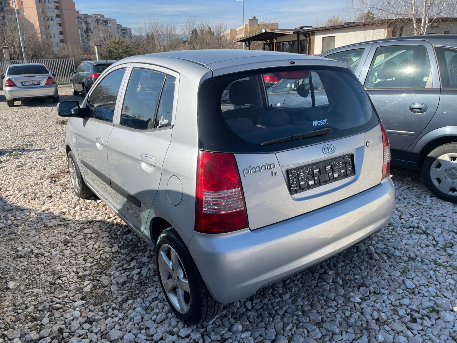 Kia Picanto 1.1 klima 137000 km - изображение 5