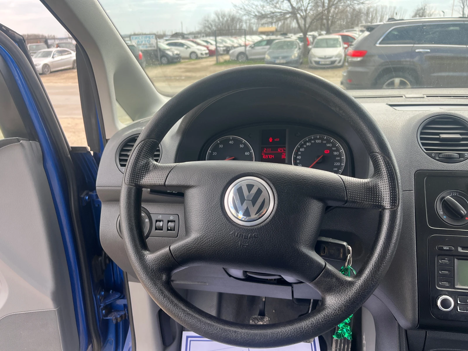 VW Caddy 1.6  7  | Mobile.bg   13