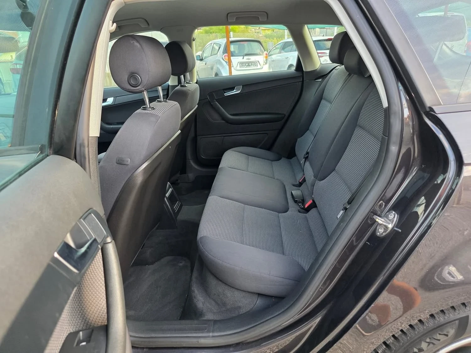 Audi A3 1.9TDI 105K.C. / КЛИМАТРОНИК / ТЕМПОМАТ - изображение 7
