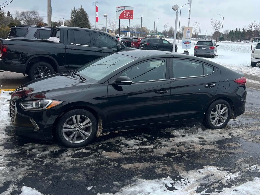 Hyundai Elantra 2018 GL * CARFAX * БЕЗ ПЪРВОНАЧАЛНА ВНОСКА - изображение 3