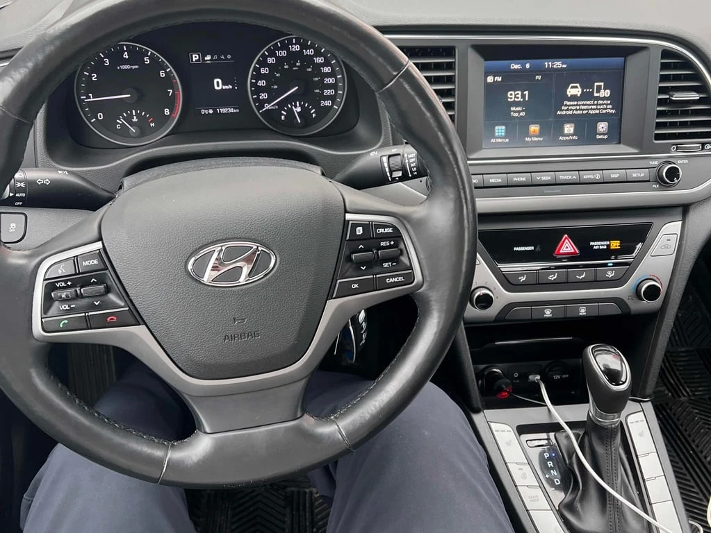 Hyundai Elantra 2018 GL * CARFAX * БЕЗ ПЪРВОНАЧАЛНА ВНОСКА - изображение 9