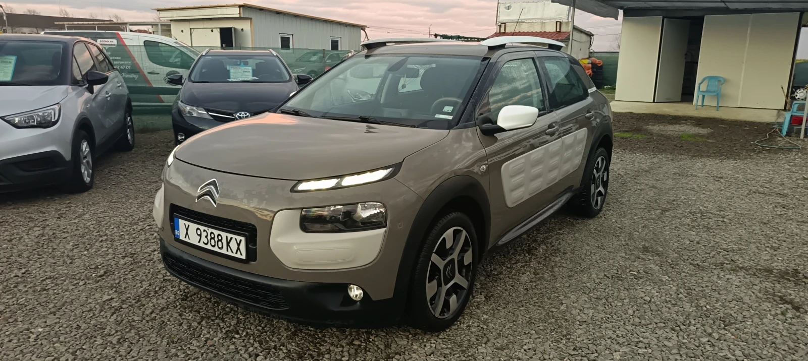 Citroen C4 Cactus 1.6HDI * EURO6 * ОБСЛУЖЕН  - изображение 7