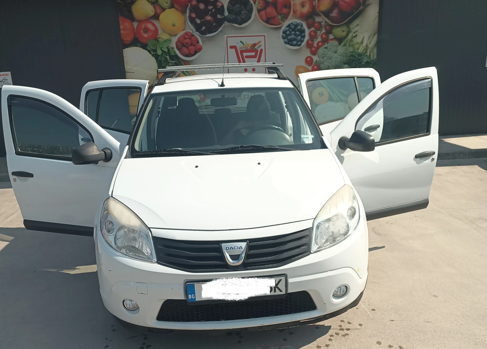 Dacia Sandero MPI, снимка 5 - Автомобили и джипове - 53749650
