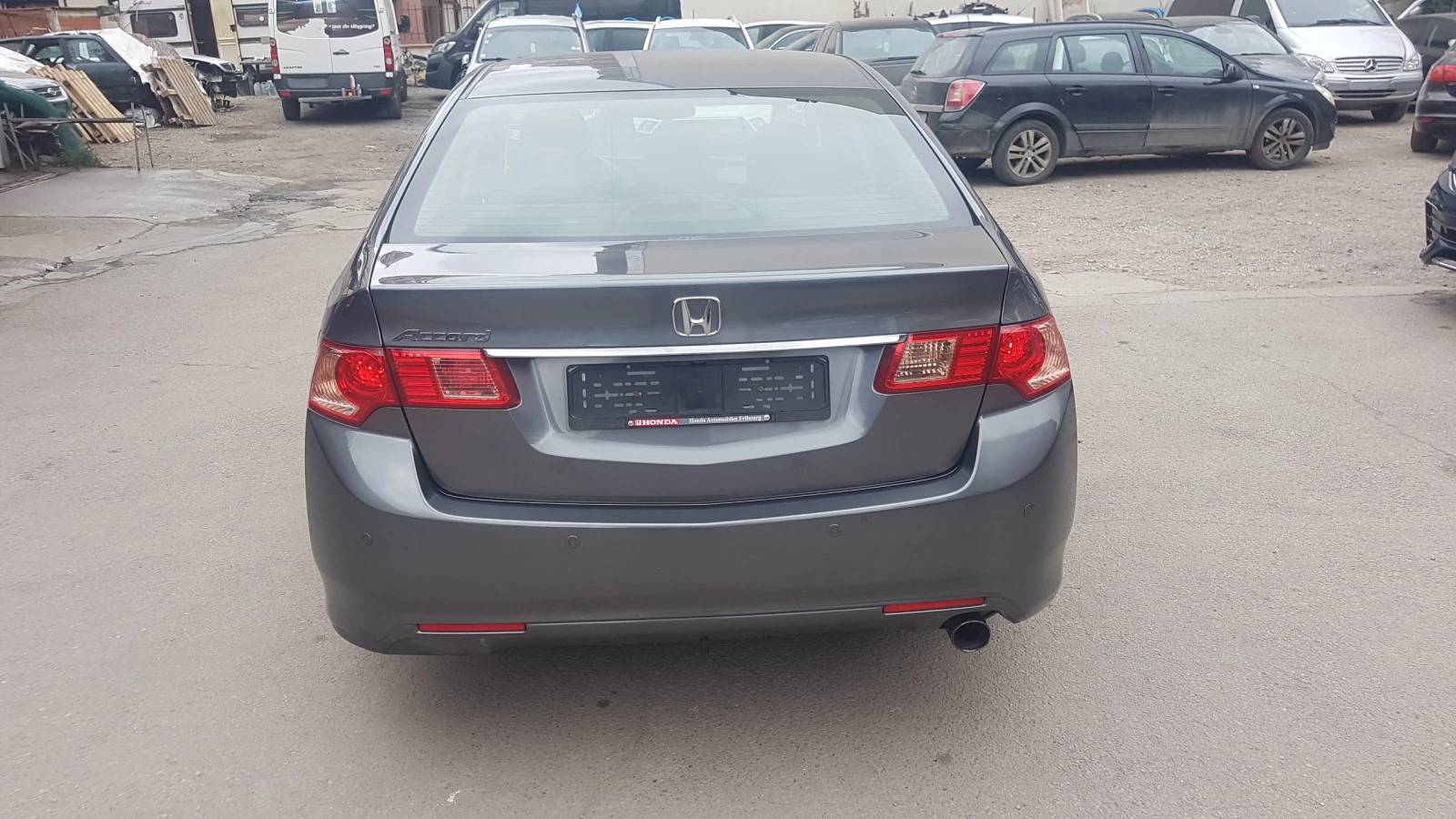 Honda Accord 2.0iAVTOMAT KATO-HOBA, снимка 3 - Автомобили и джипове - 53950725
