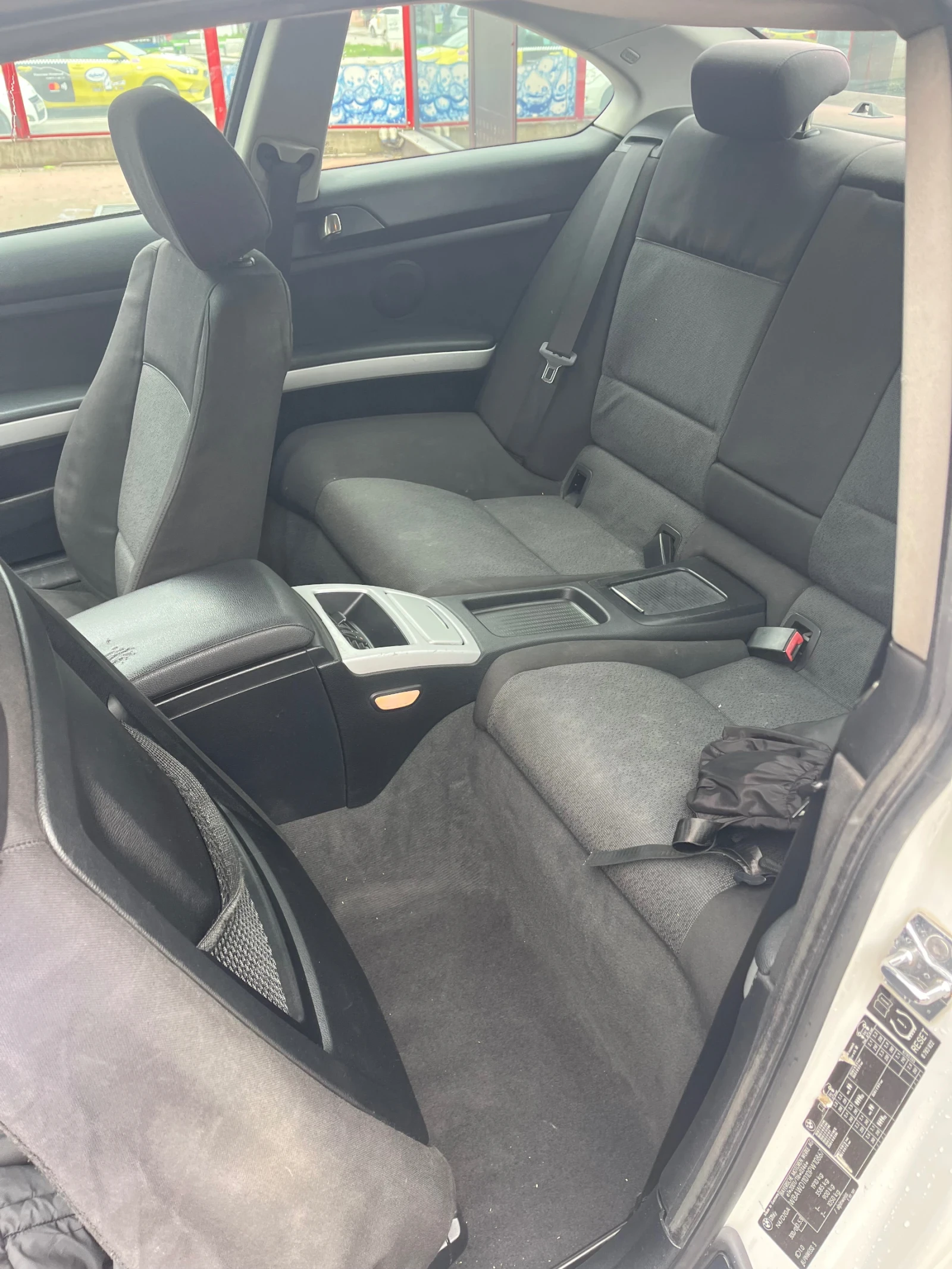 BMW 320, снимка 13 - Автомобили и джипове - 54044861