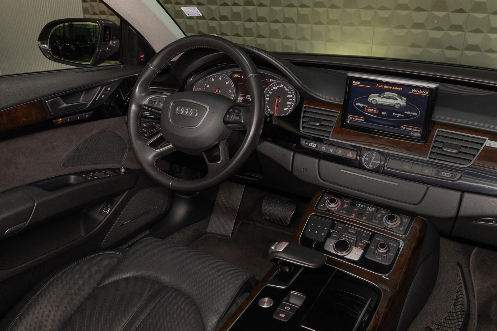 Audi A8 L BOSE* 360 * 4-ЗОНОВ КЛИМАТРОНИК* DISTRONIC, снимка 11 - Автомобили и джипове - 54066971