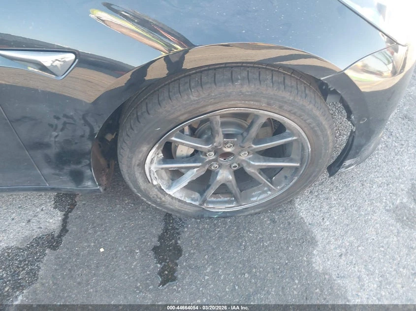 Tesla Model 3 Mid Range RWD, снимка 6 - Автомобили и джипове - 54210347