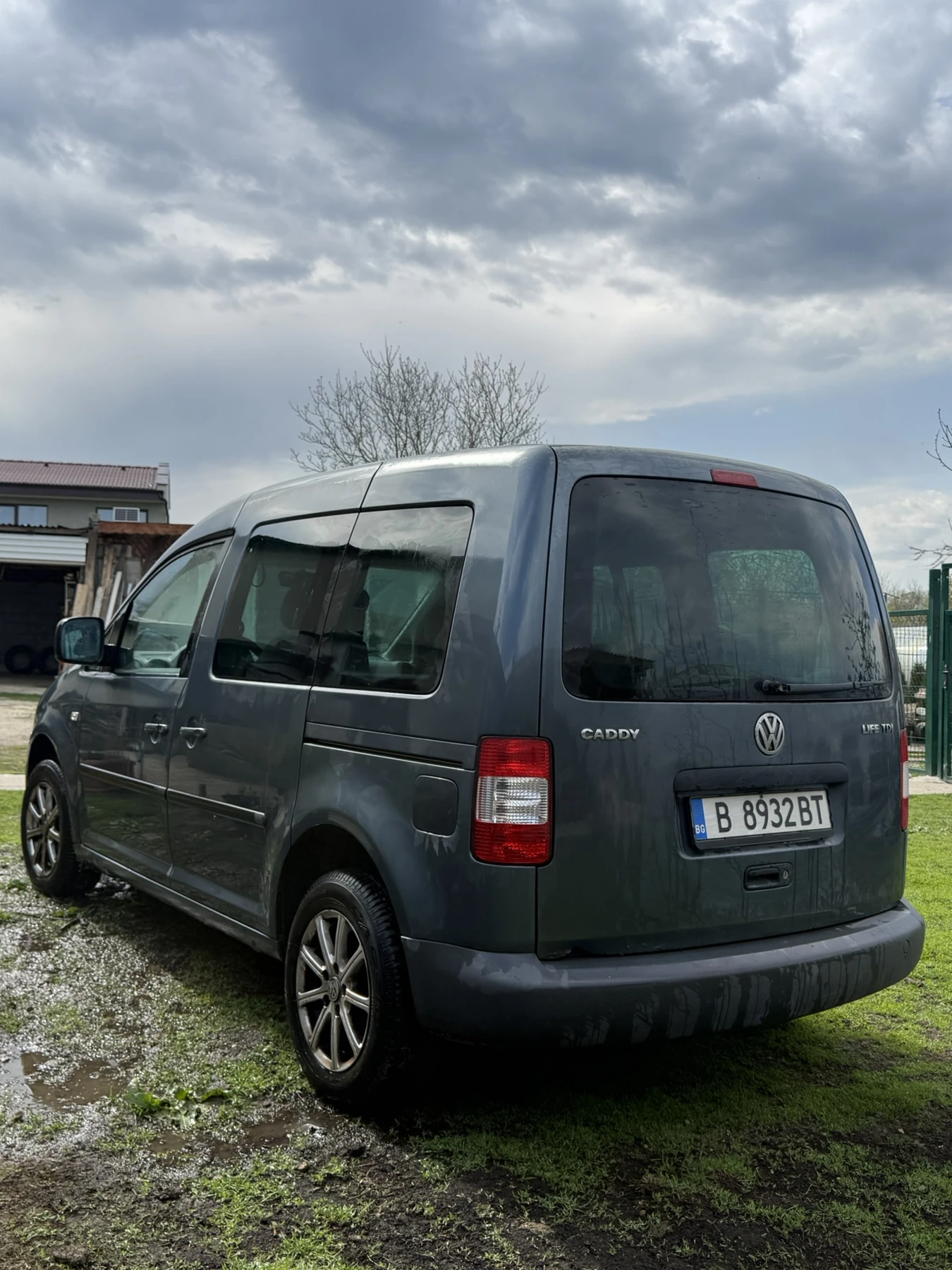 VW Caddy 1.9 LIFE - 5 МЕСТНА, снимка 2 - Автомобили и джипове - 54391764
