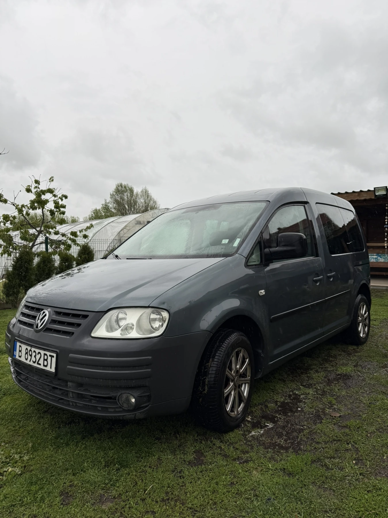 VW Caddy 1.9 LIFE - 5 МЕСТНА, снимка 8 - Автомобили и джипове - 54391764