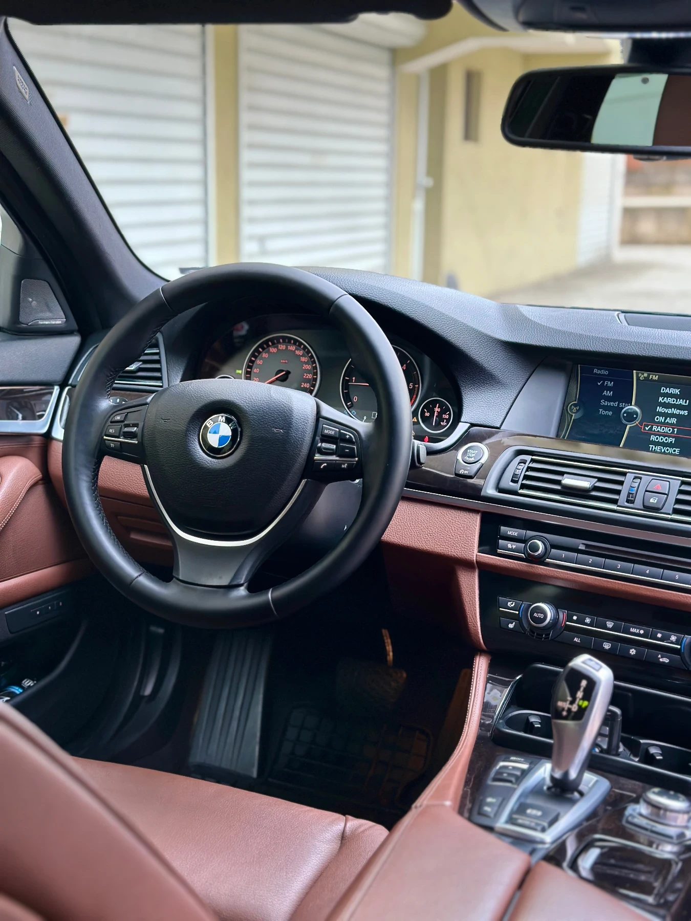 BMW 525 525d xDrive, снимка 9 - Автомобили и джипове - 54569158