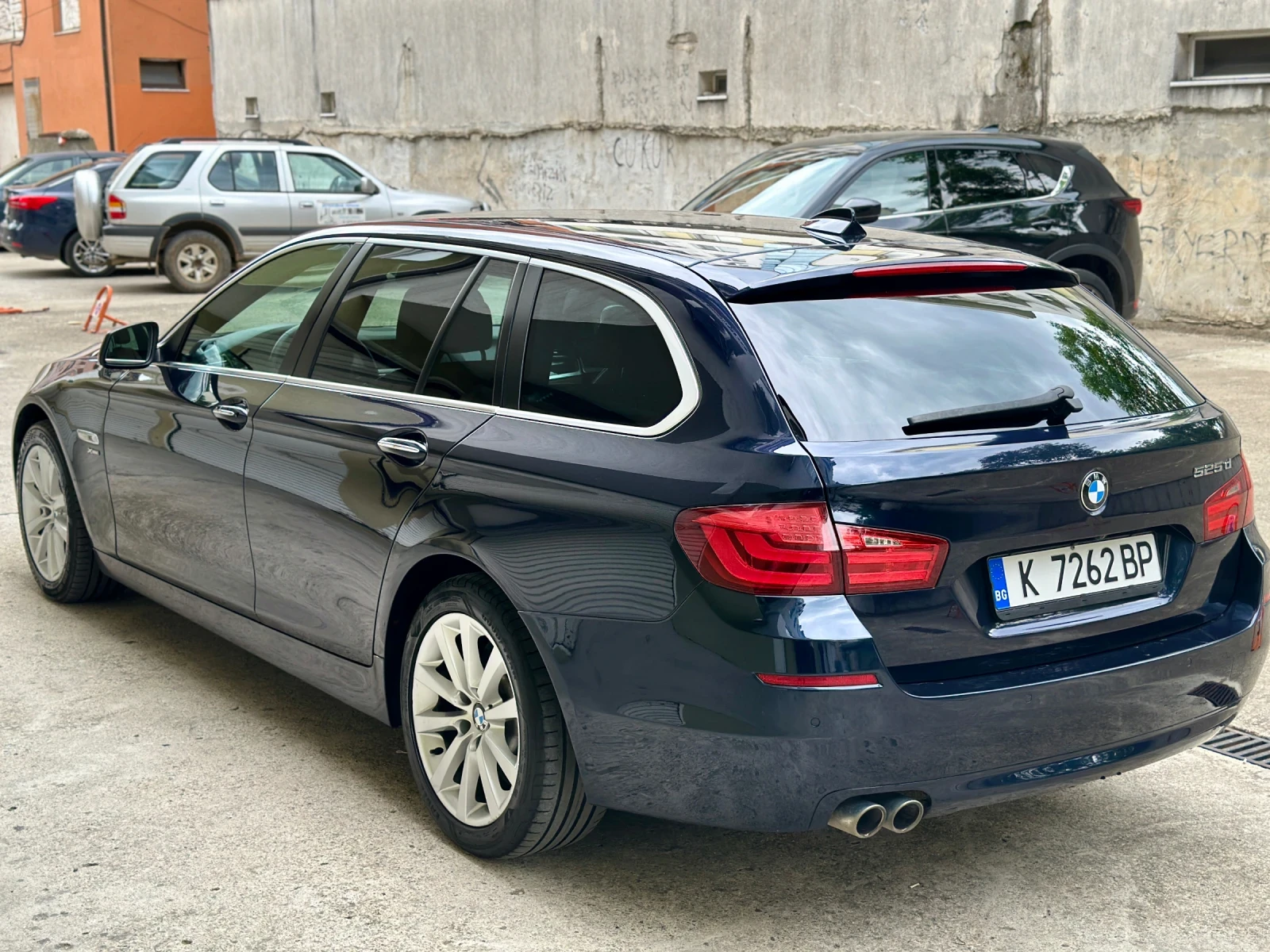 BMW 525 525d xDrive, снимка 6 - Автомобили и джипове - 54569158