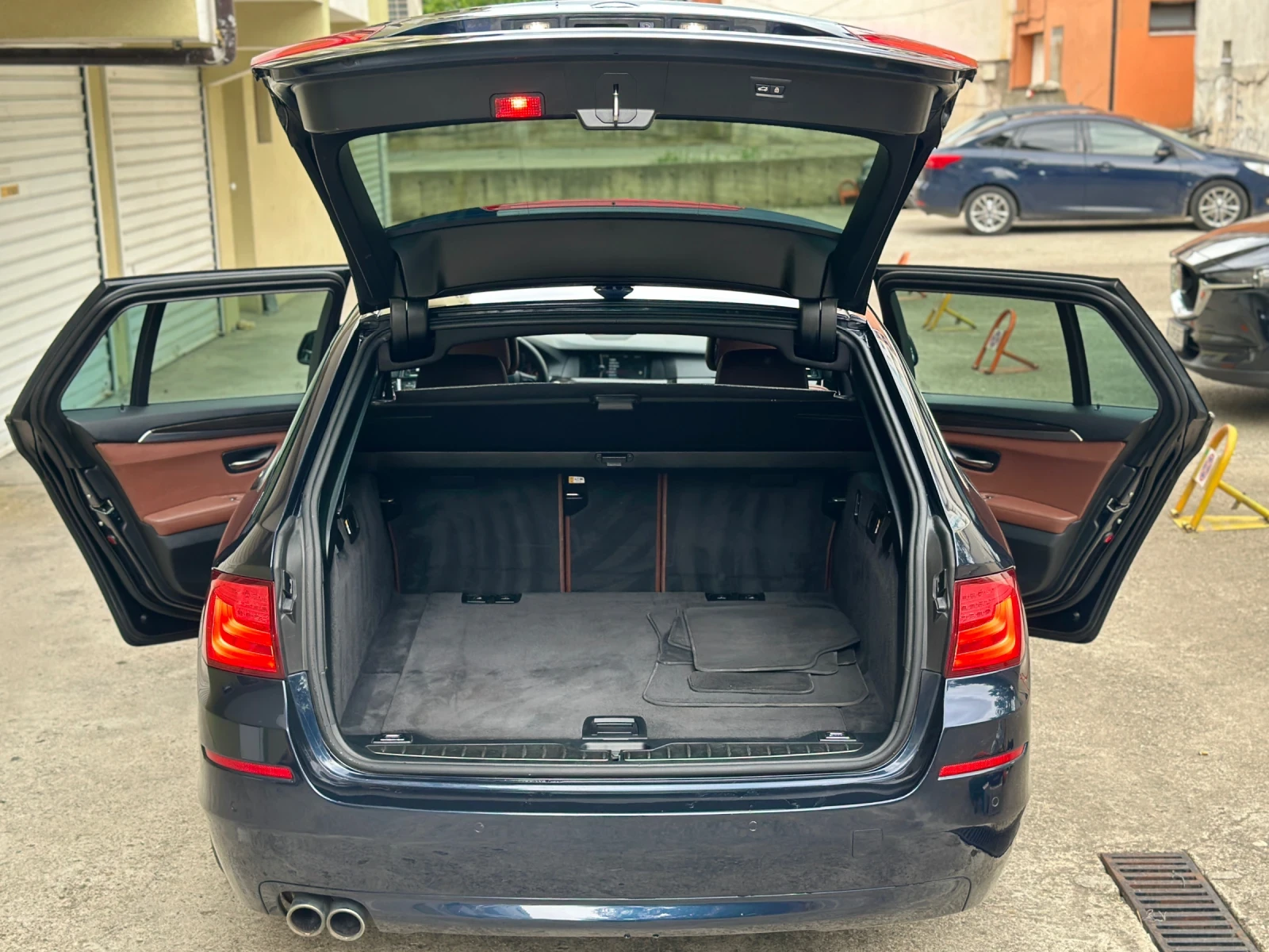 BMW 525 525d xDrive, снимка 7 - Автомобили и джипове - 54569158