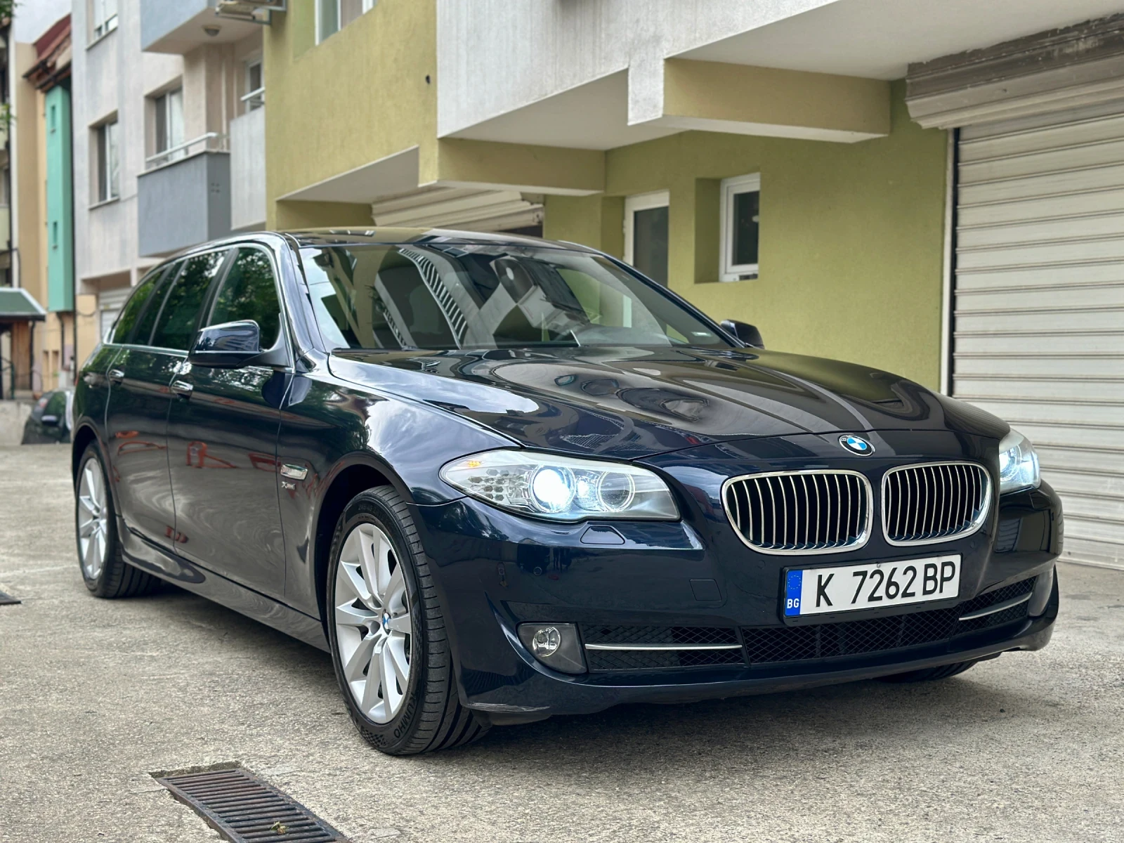 BMW 525 525d xDrive, снимка 3 - Автомобили и джипове - 54569158