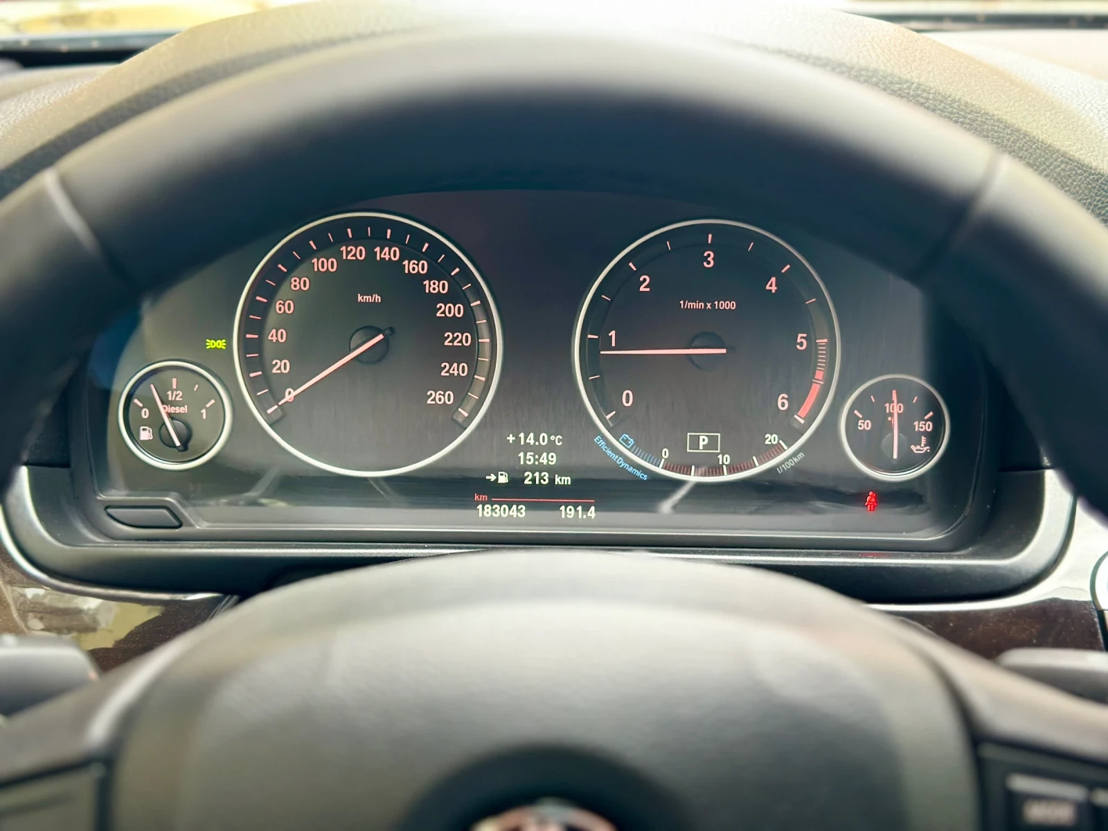BMW 525 525d xDrive, снимка 13 - Автомобили и джипове - 54569158