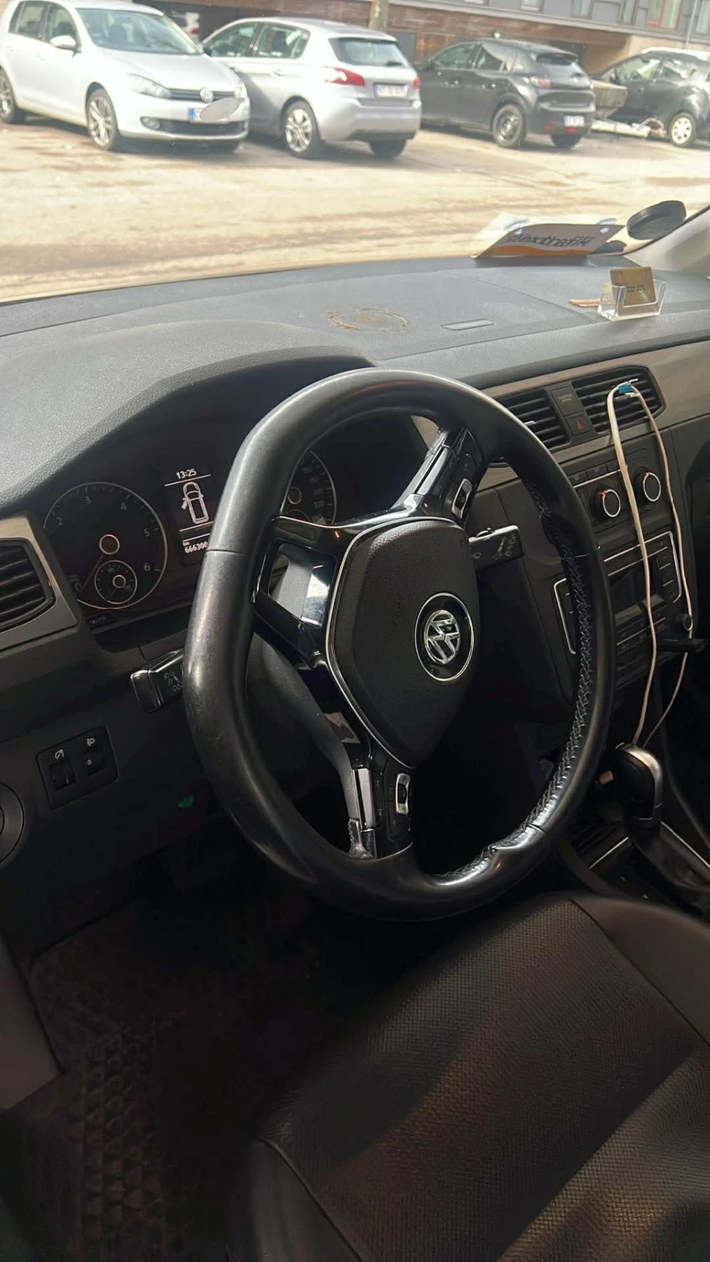 VW Caddy Maxi, снимка 6 - Автомобили и джипове - 54923373