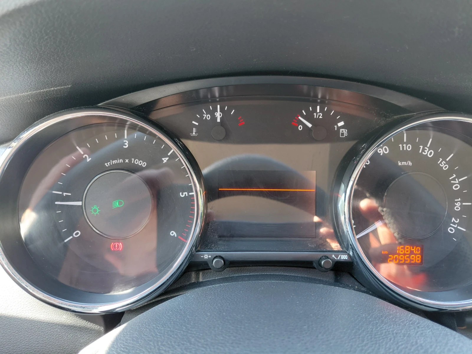 Peugeot 3008 1.6hdi-109к.с., снимка 7 - Автомобили и джипове - 54986130