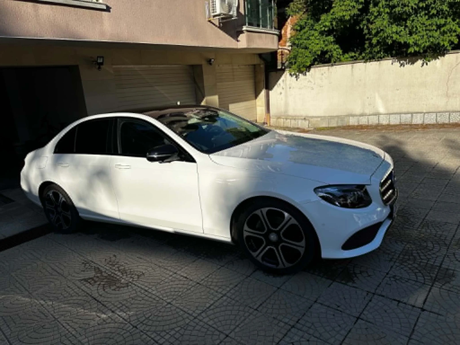 Mercedes-Benz E 220 cdi, снимка 2 - Автомобили и джипове - 55167275