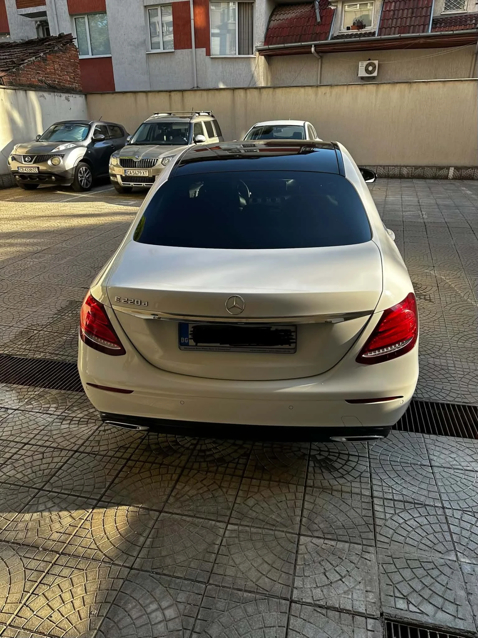 Mercedes-Benz E 220 cdi, снимка 3 - Автомобили и джипове - 55167275