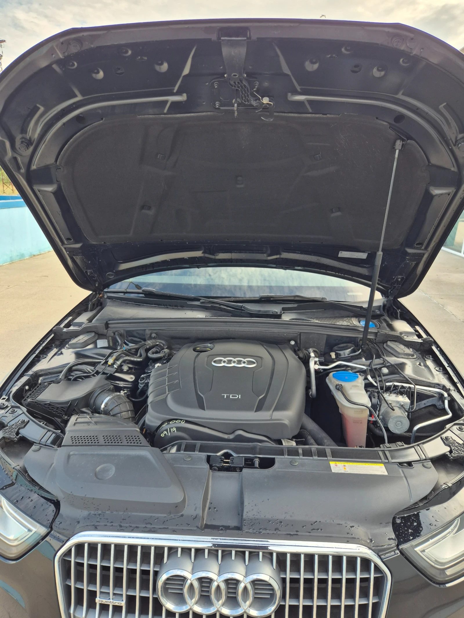Audi A4 Allroad 2.0tdi, снимка 11 - Автомобили и джипове - 55565480