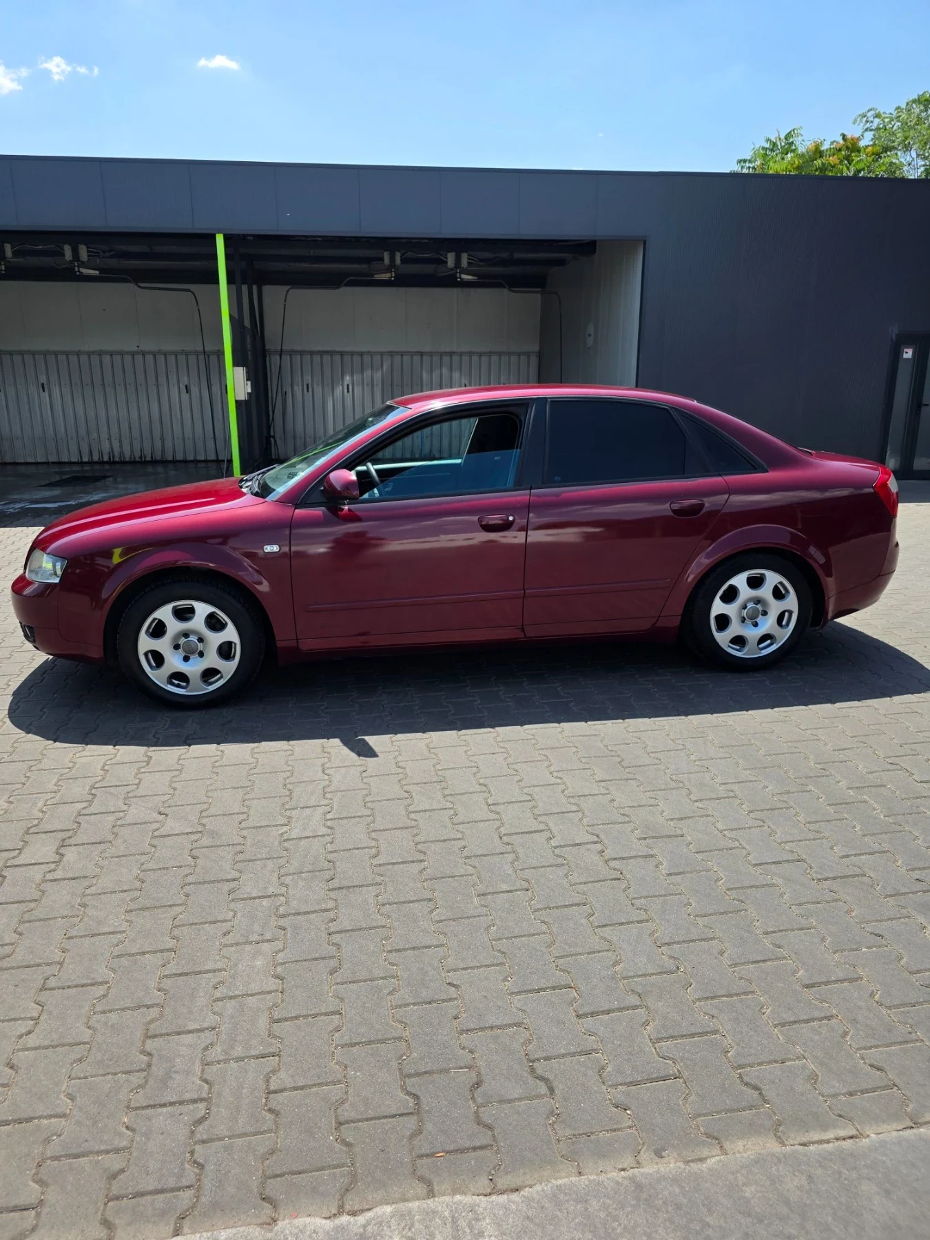 Audi A4 2.0 газ автоматик Реални километри, снимка 2 - Автомобили и джипове - 55642547